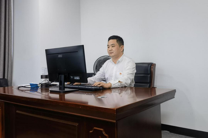 基層職工熱議黨的二十大系列報道（三） ：愛崗敬業(yè)、無私奉獻，在公司高質(zhì)量發(fā)展中拼搏奮斗